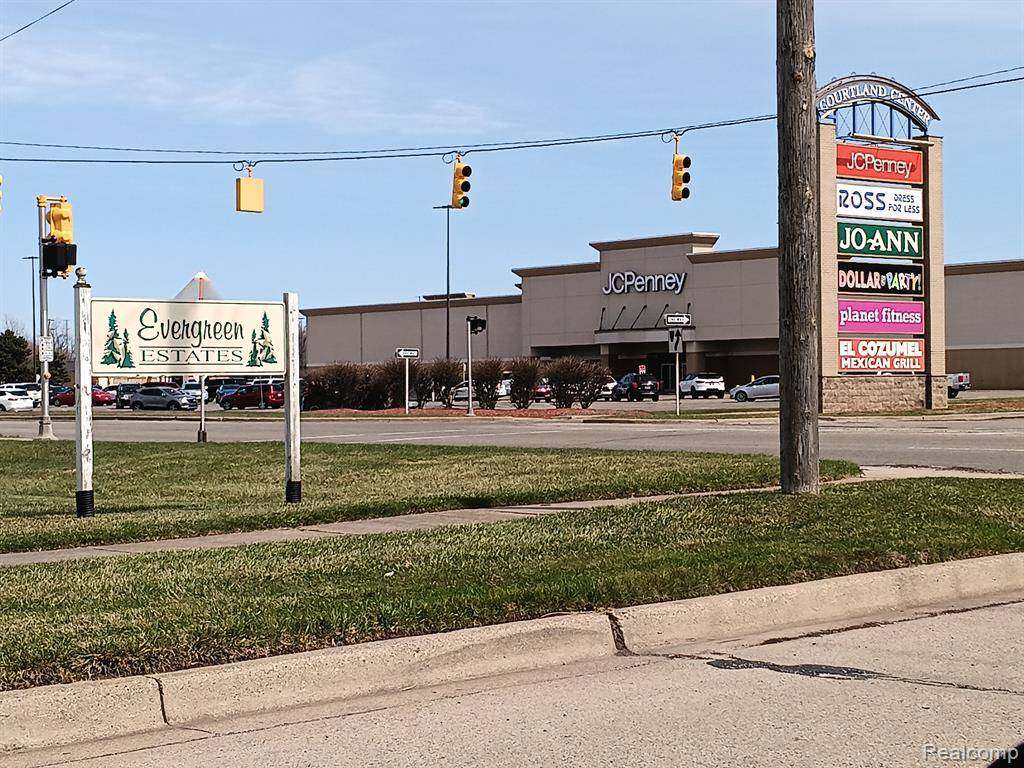 Flint, MI 48503,3508 Easthampton  Drive