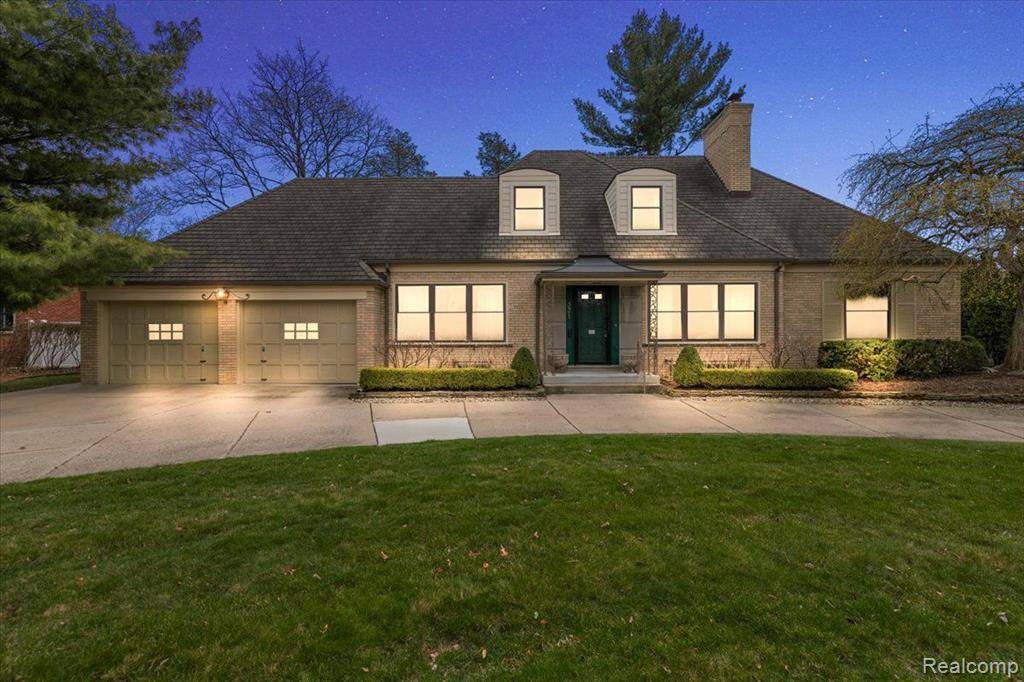 Dearborn, MI 48124,331 CRESCENT Drive