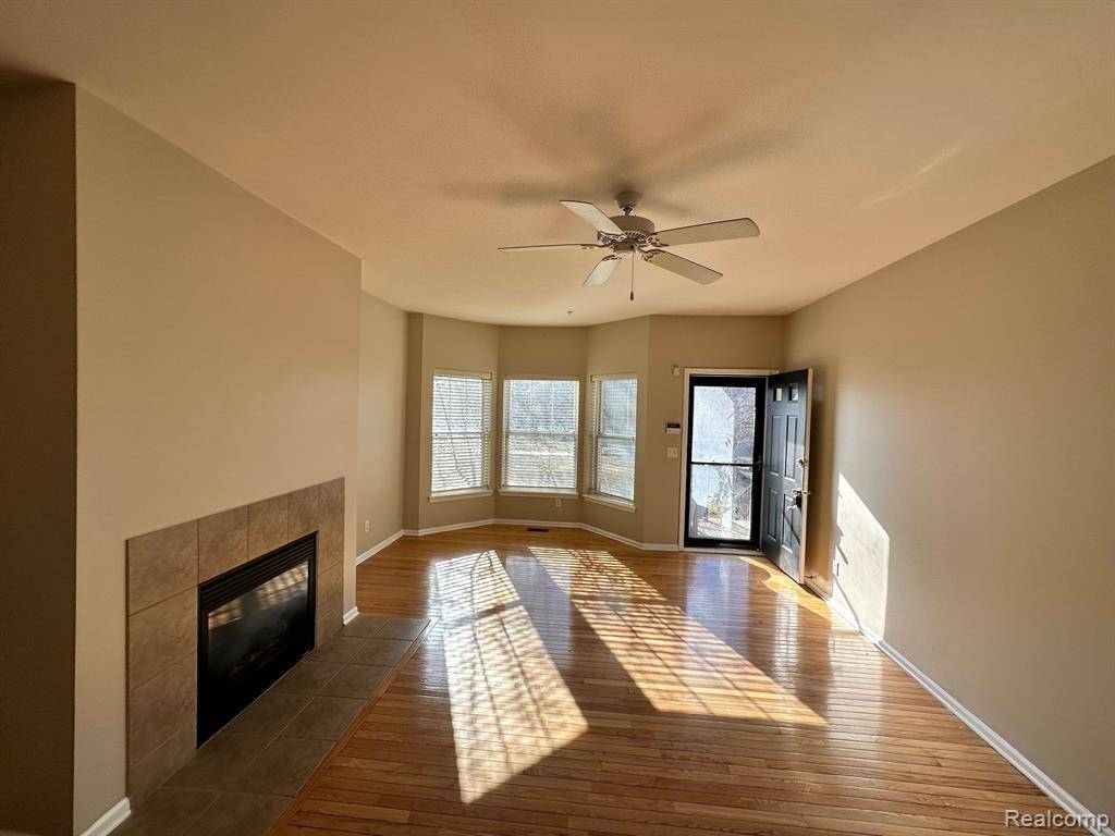 Novi, MI 48375,25628 Portico Lane