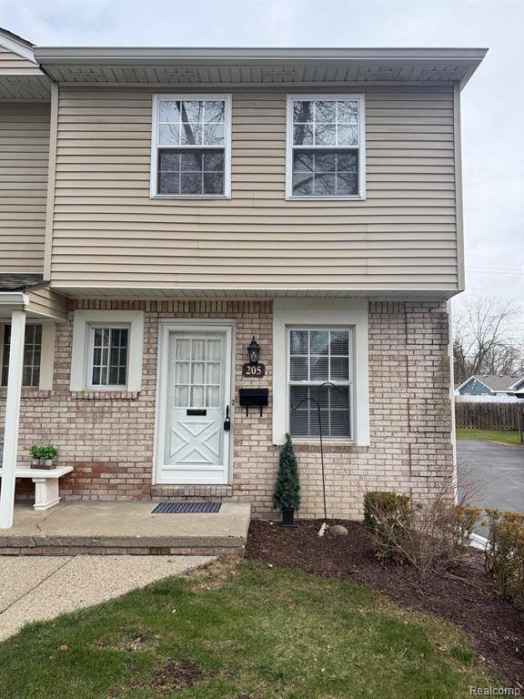 Plymouth, MI 48170,205 RIVER OAKS