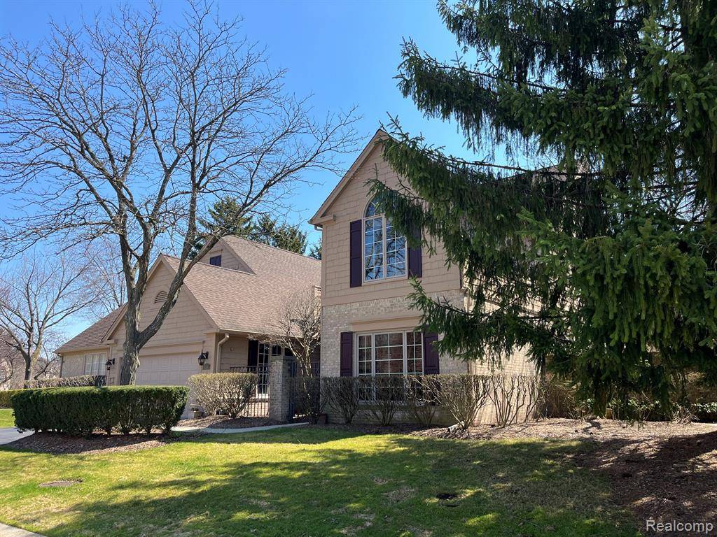 Bloomfield Twp, MI 48304,536 CAMBRIDGE Way