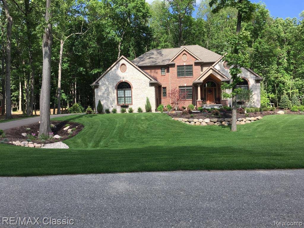 Highland Twp, MI 48357,2549 PINE BLUFFS