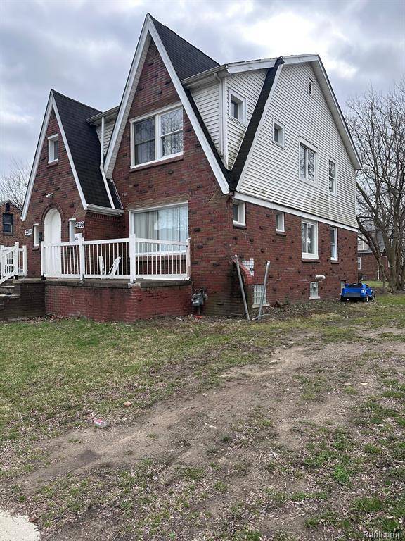 Detroit, MI 48213,5299 DREXEL Street