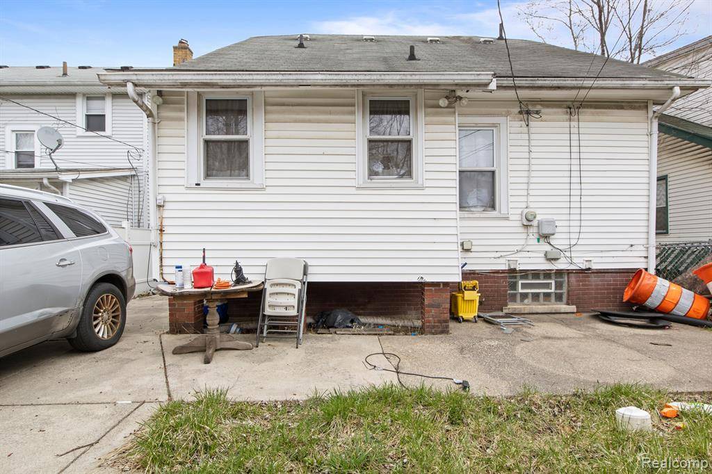 Detroit, MI 48238,13125 SANTA ROSA Drive