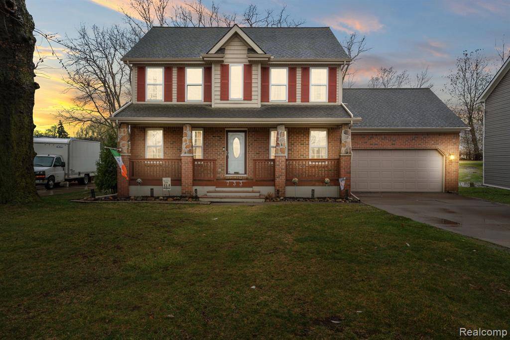Madison Heights, MI 48071,733 W Woodside Avenue