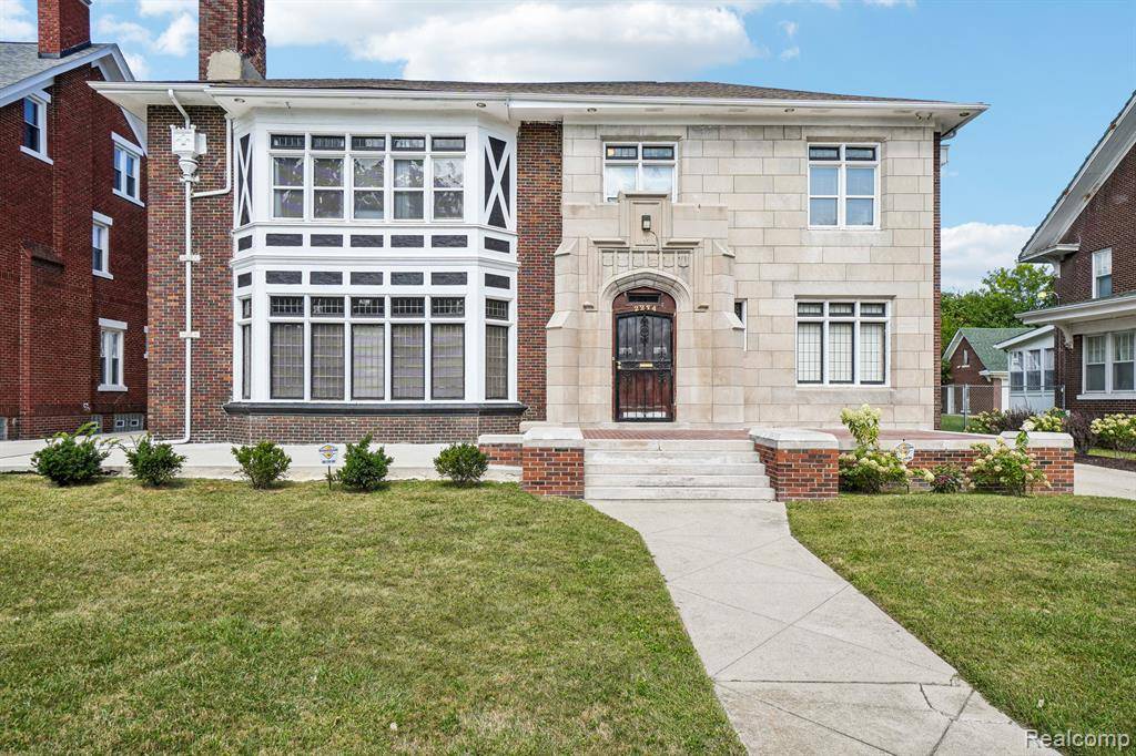 Detroit, MI 48206,2254 CHICAGO Boulevard