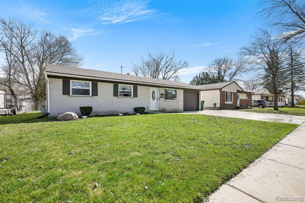 Romulus, MI 48174,15531 TAFT Street