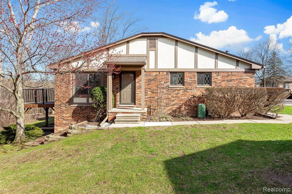 Rochester Hills, MI 48309,1980 PONDVIEW Court