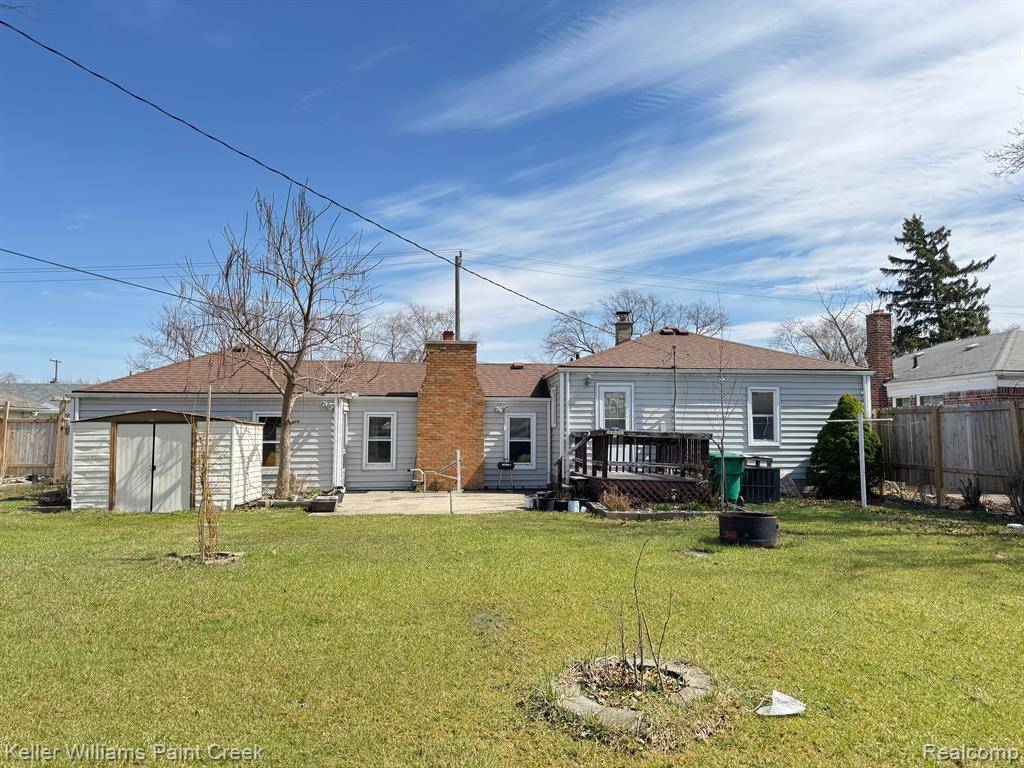 Eastpointe, MI 48021,24275 VALLEY Avenue