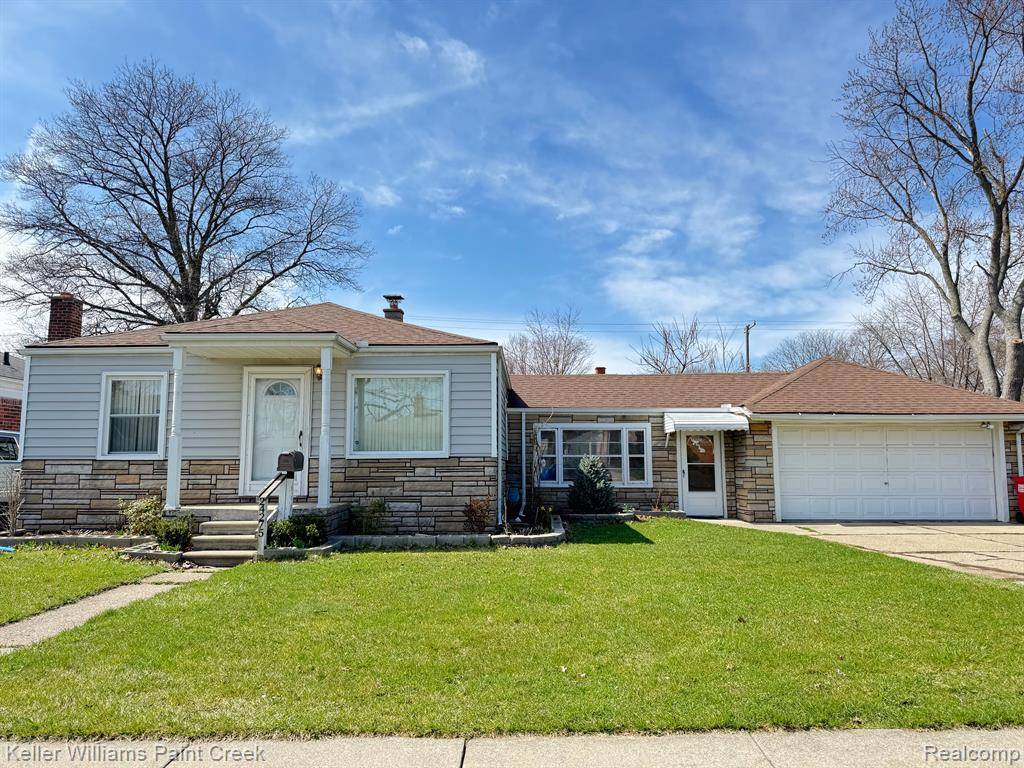 Eastpointe, MI 48021,24275 VALLEY Avenue