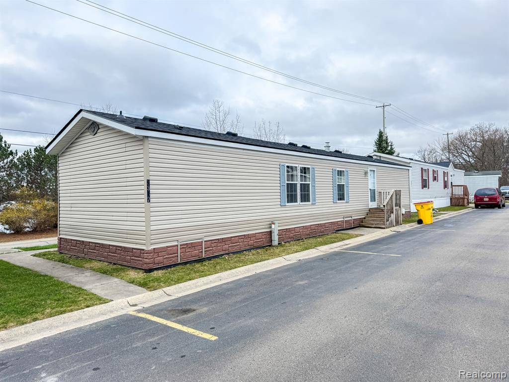 Fenton Twp, MI 48430,2367 Harbor Dr