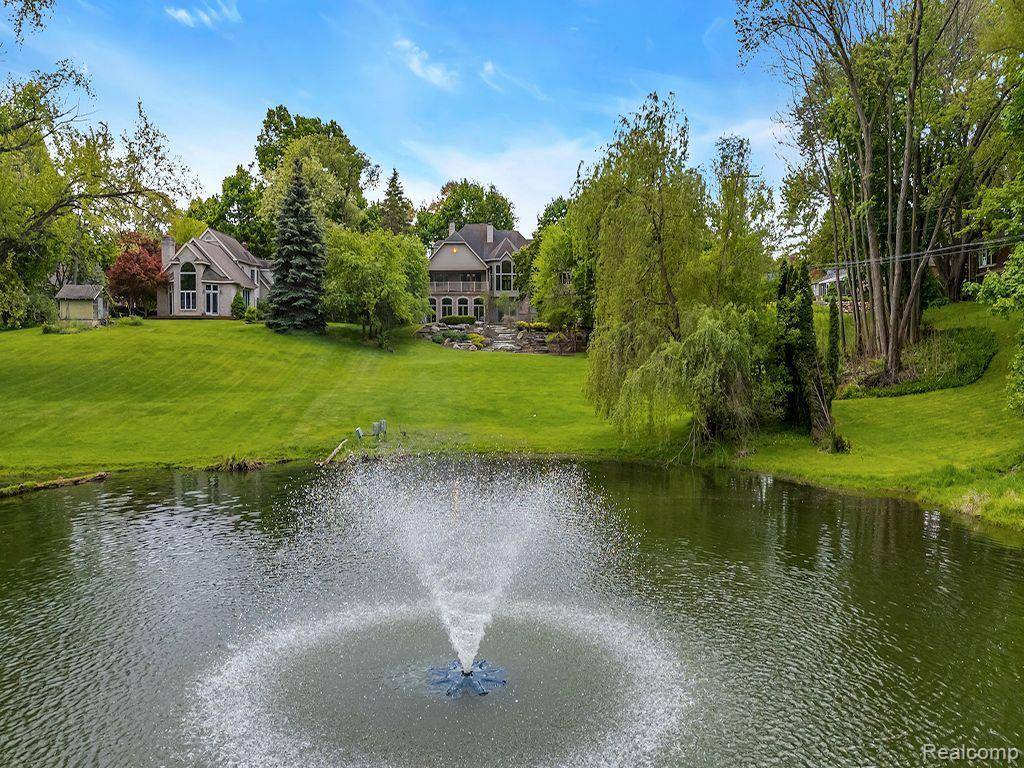 Northville Twp, MI 48167,901 SPRING Drive