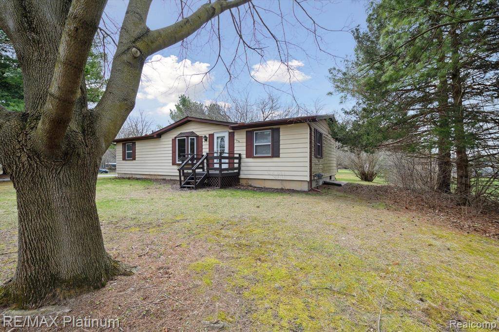 Green Oak Twp, MI 48116,7822 BISHOP Road