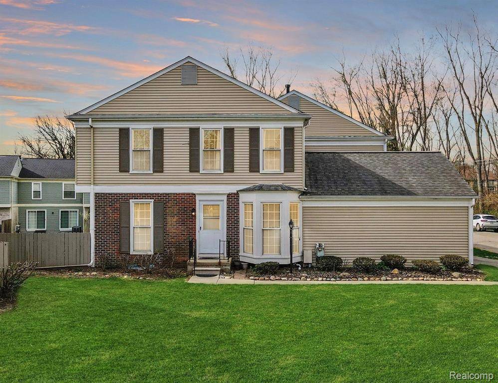 Rochester Hills, MI 48306,1223 CANDLESTICK Lane