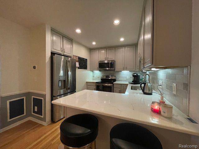 Royal Oak, MI 48067,158 TIFFANY Lane