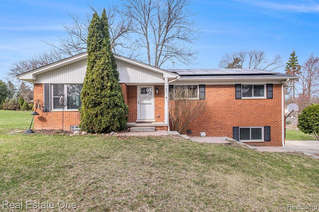 Rochester Hills, MI 48306,1167 BREWSTER Road