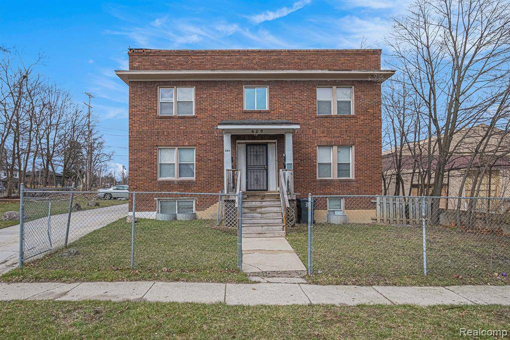 Flint, MI 48505,609 E PATERSON Street