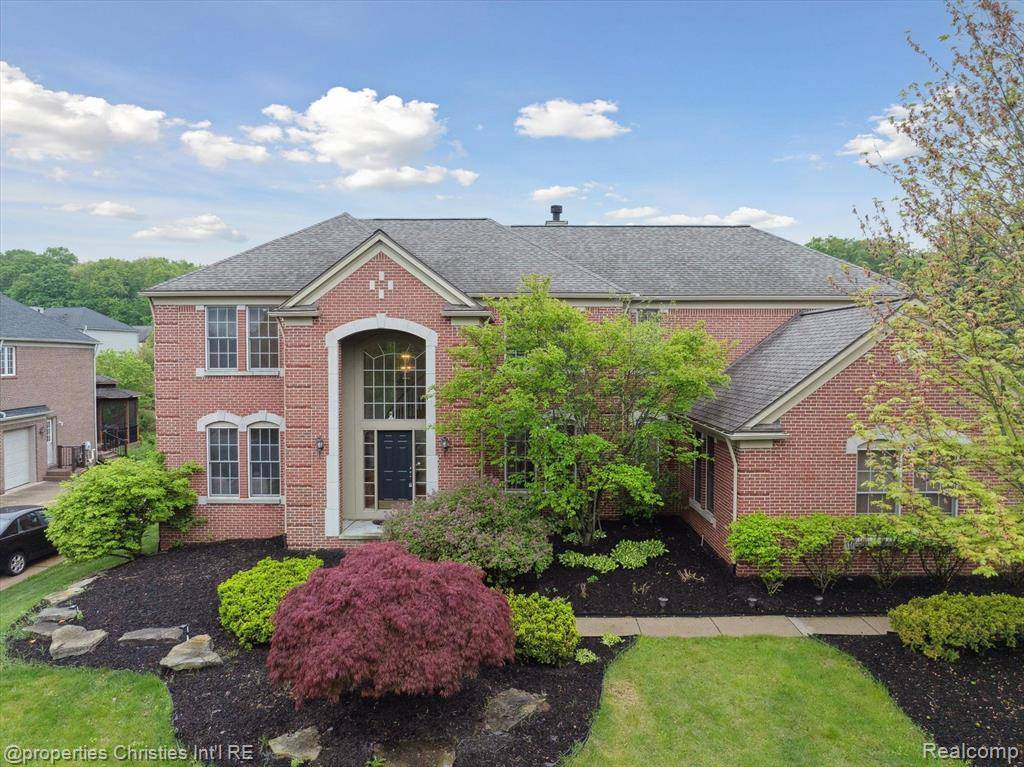 Northville Twp, MI 48168,45055 WALNUT RIDGE