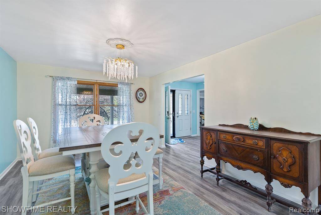 Clinton Twp, MI 48038,17324 MERRYWEATHER Street