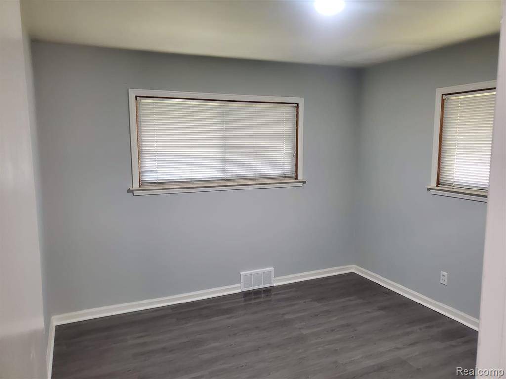 Garden City, MI 48135,6135 INKSTER Road