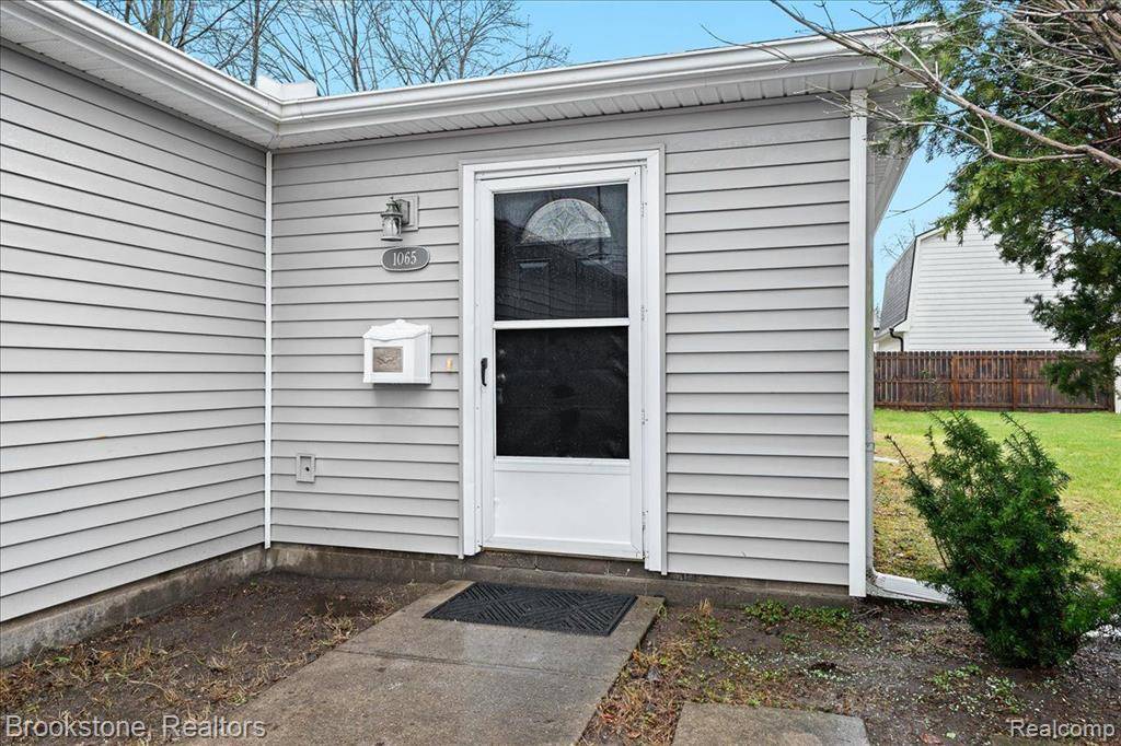 Plymouth, MI 48170,1065 York Street
