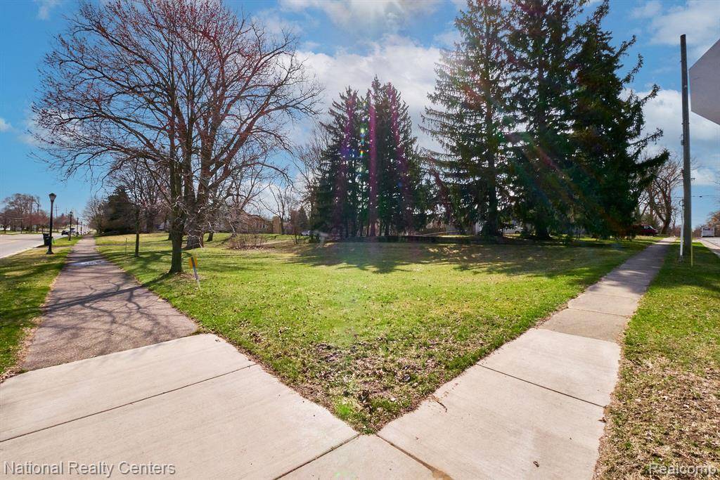 Auburn Hills, MI 48326,25 OAKMONT