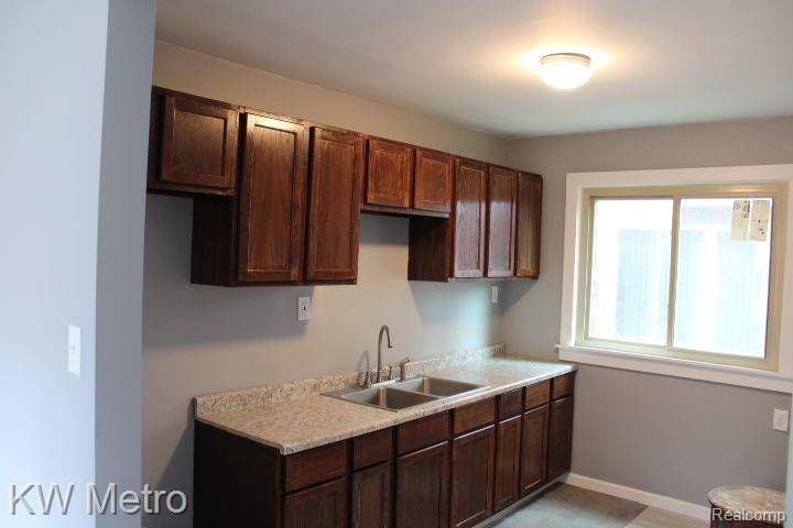 Detroit, MI 48221,16140 INDIANA Street