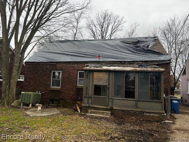 Detroit, MI 48227,15770 GILCHRIST Street