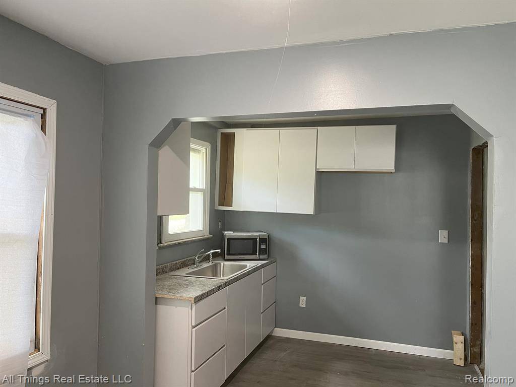 Detroit, MI 48219,16139 LAMPHERE Street