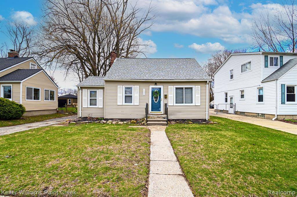St. Clair Shores, MI 48080,21906 FRESARD Street