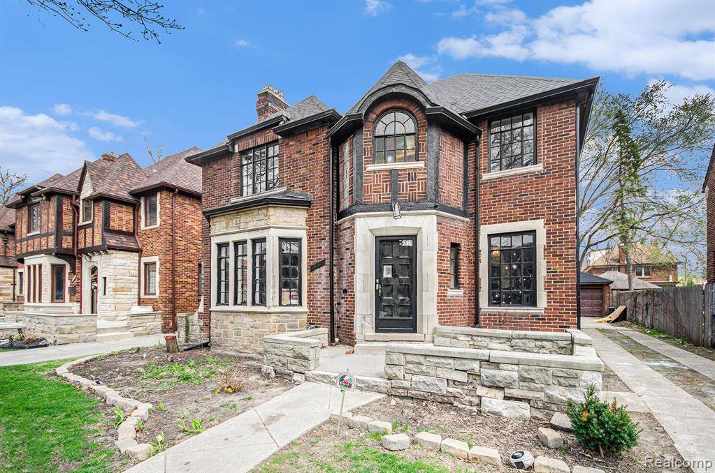 Detroit, MI 48221,18414 MUIRLAND Street