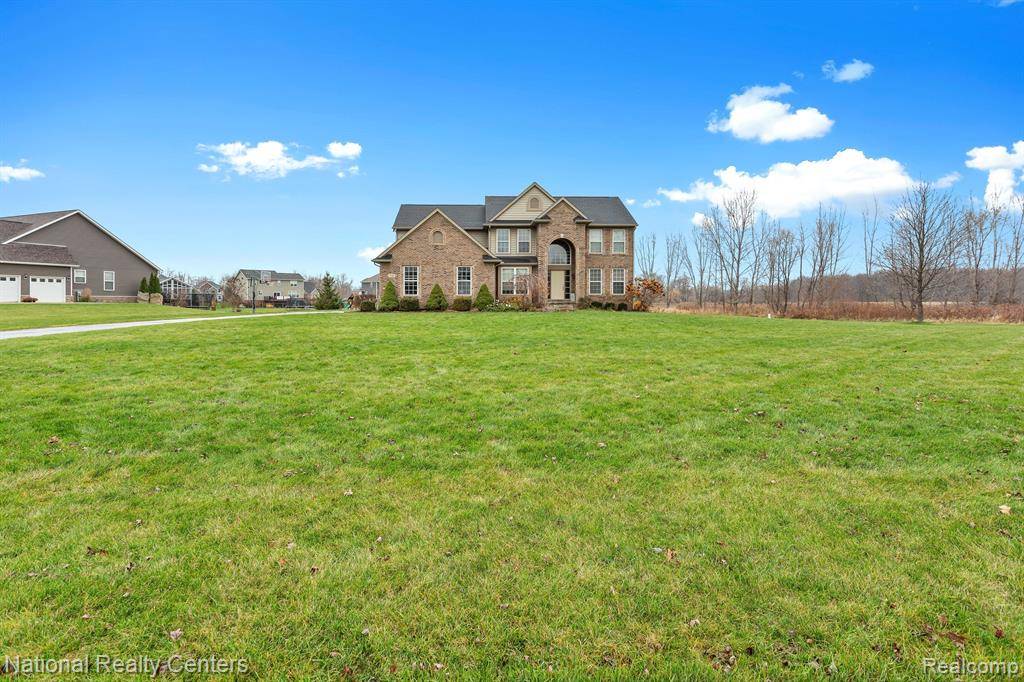 Brighton Twp, MI 48114,316 Lenox Lane