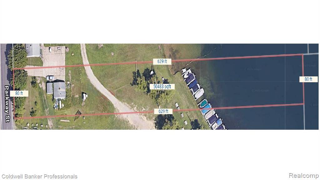 Waterford Twp, MI 48328,0 VL  Parkway (009) Street