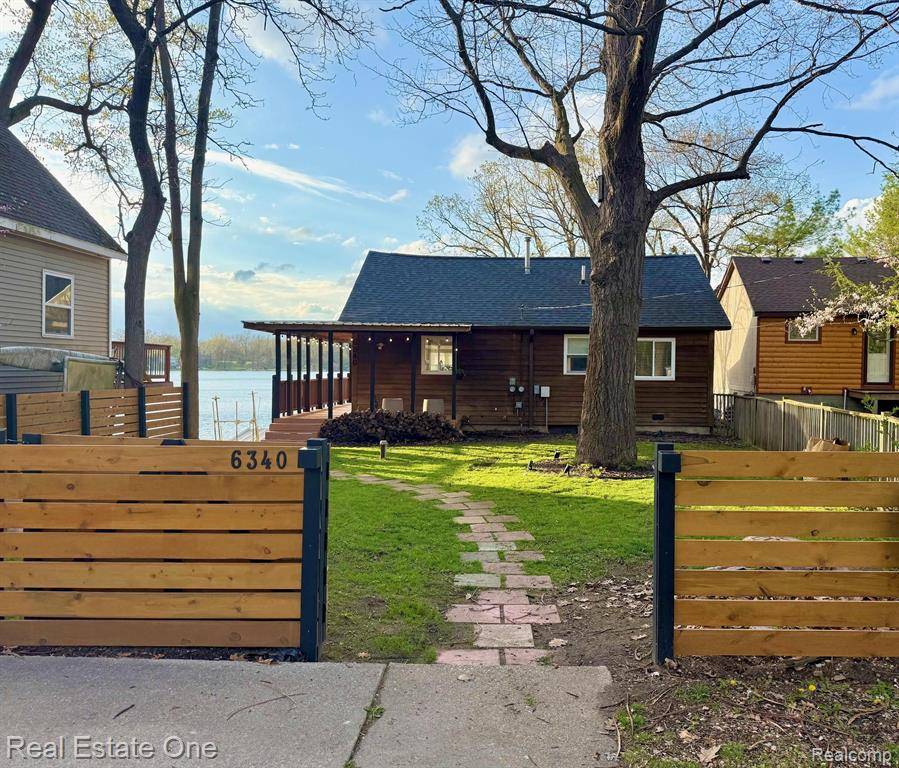 Green Oak Twp, MI 48116,6340 SPORNY Drive