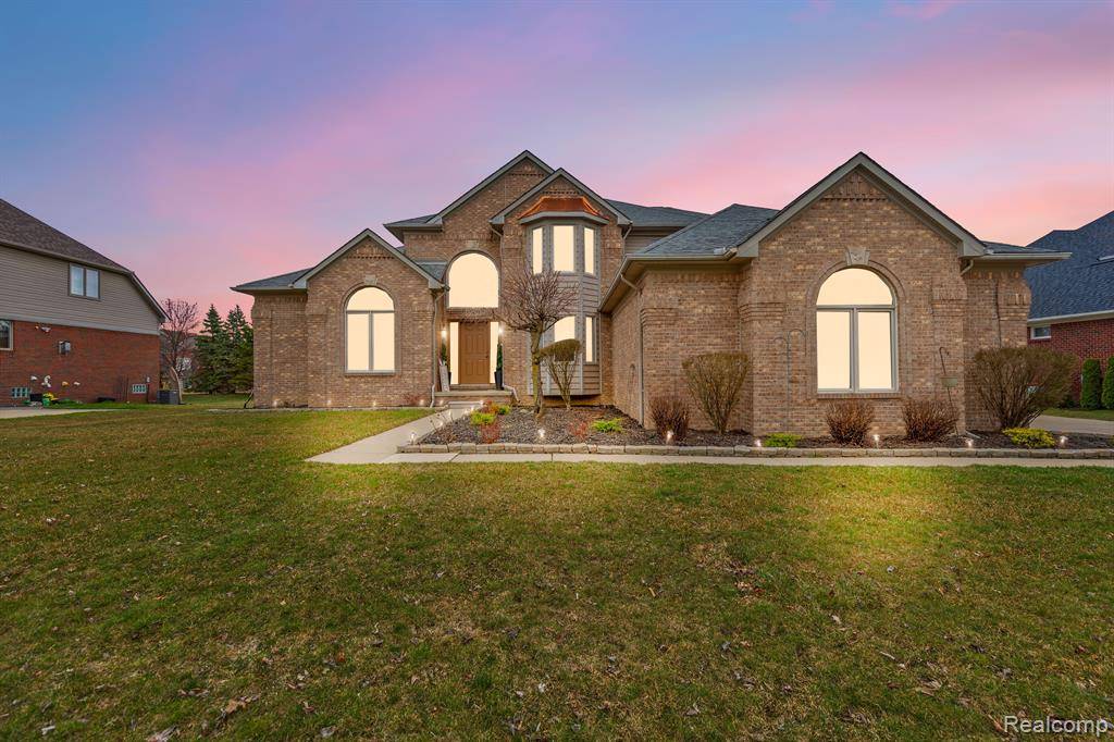Shelby Twp, MI 48316,55498 TIMBERS EDGE Drive