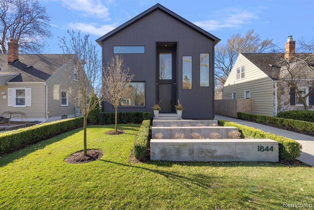 Birmingham, MI 48009,1844 Bowers Street