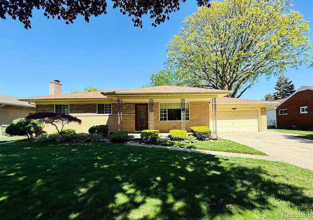Sterling Heights, MI 48312,36432 Summerset Street