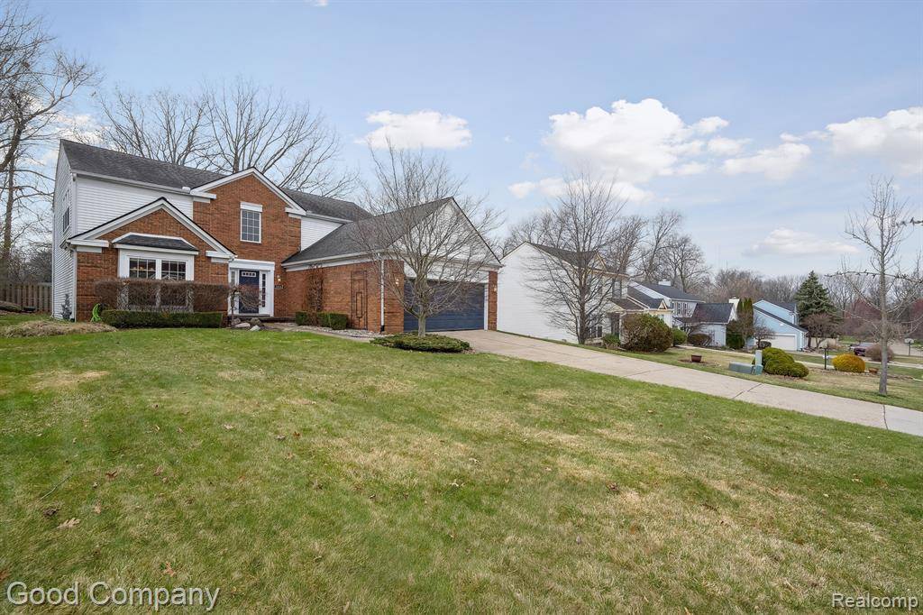 West Bloomfield Twp, MI 48324,1826 POPPLETON Drive