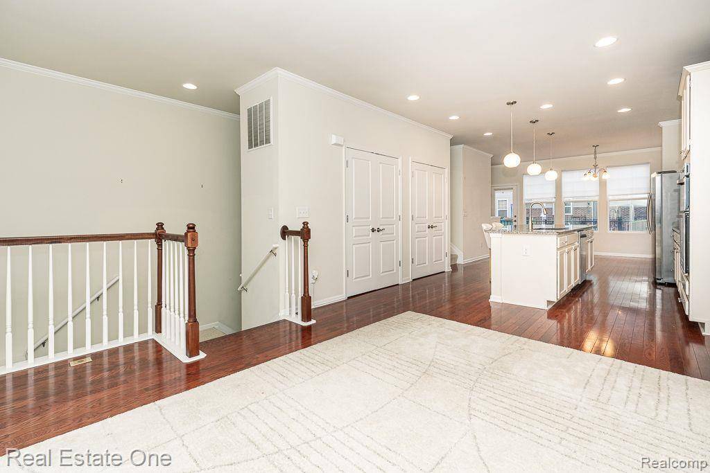 Rochester Hills, MI 48307,2669 HELMSDALE Circle