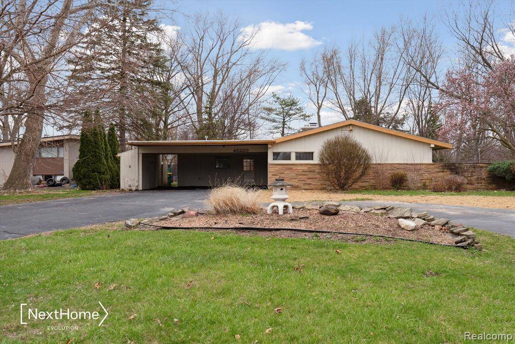 Van Buren Twp, MI 48111,45220 SUNRISE Lane