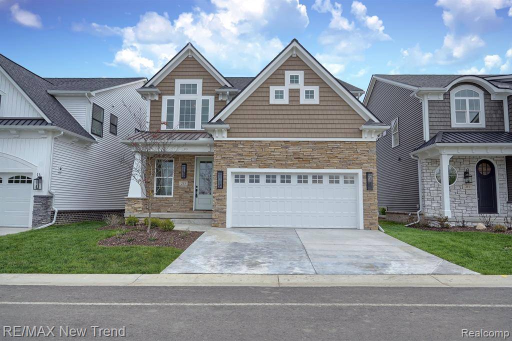 Milford Vlg, MI 48381,213 MOUNTAIN VIEW LANE