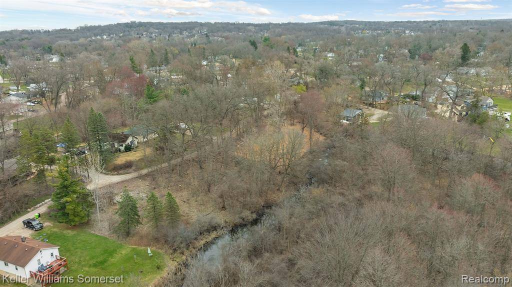 White Lake Twp, MI 48386,000 Lakeview Drive