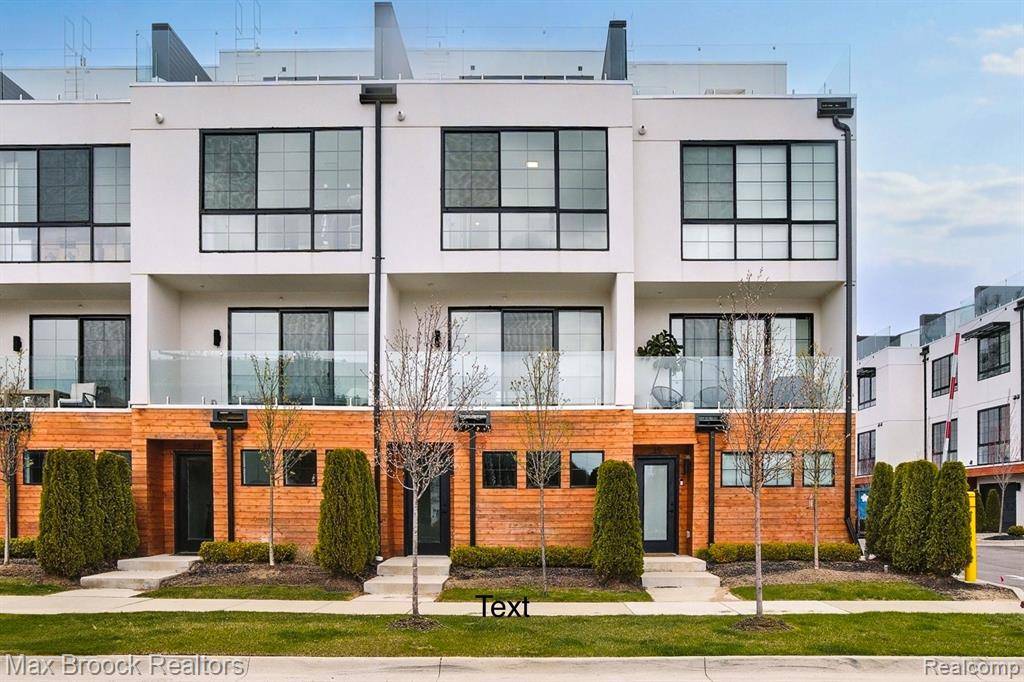 Royal Oak, MI 48067,533 E HARRISON Avenue 36