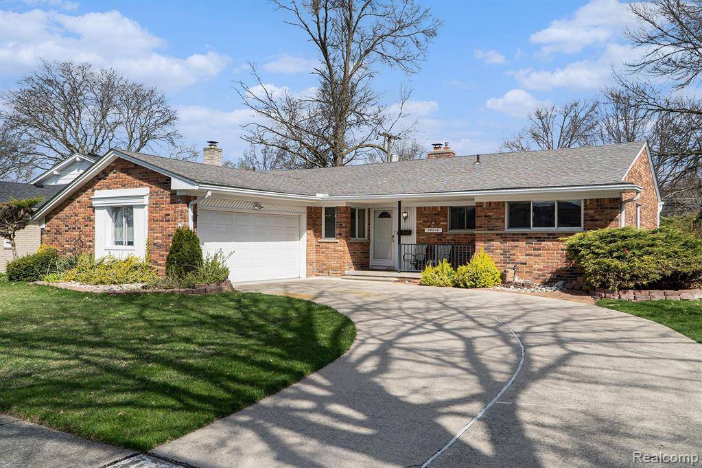 Dearborn Heights, MI 48127,26030 SHIRLEY Lane