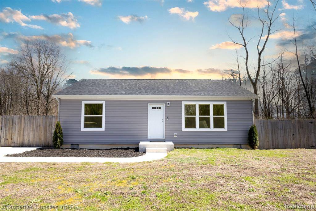 Three Rivers, MI 49093,52199 Nancy Lane