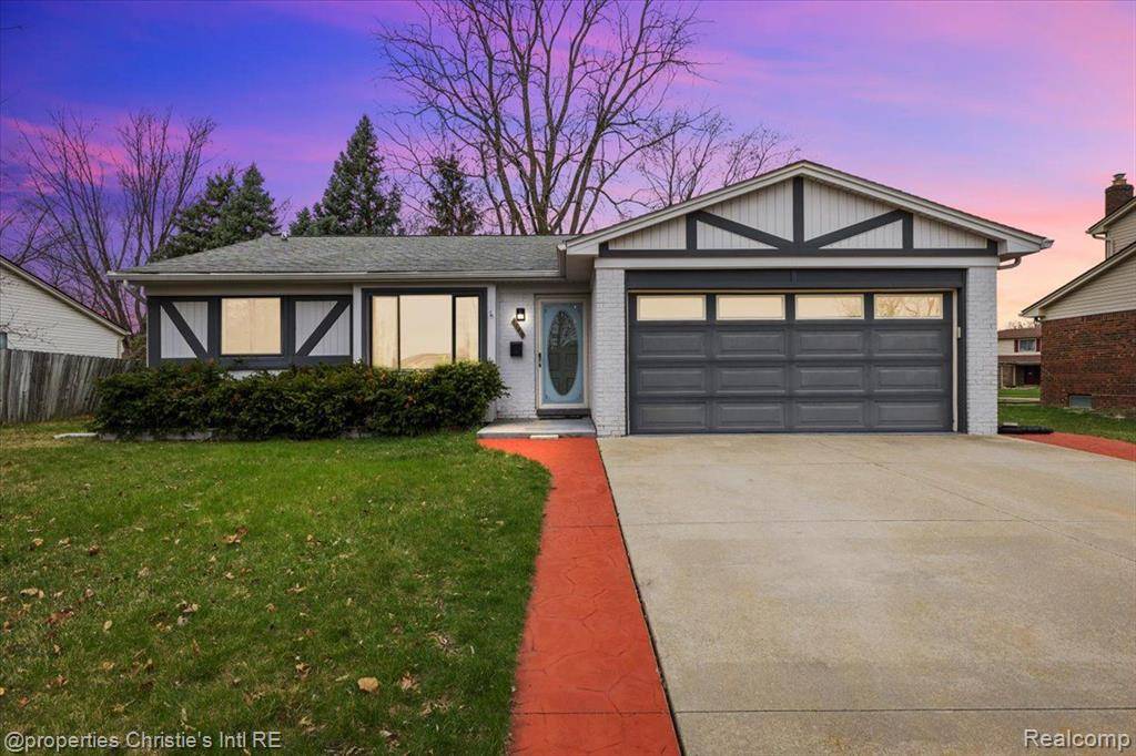 Troy, MI 48083,1749 CRESTLINE Drive