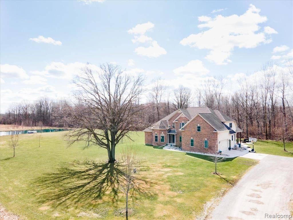 Kimball Twp, MI 48074,353 PINE RIVER Road