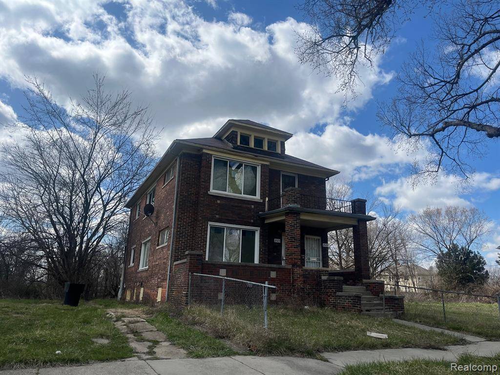 Detroit, MI 48215,2523 GRAY Street
