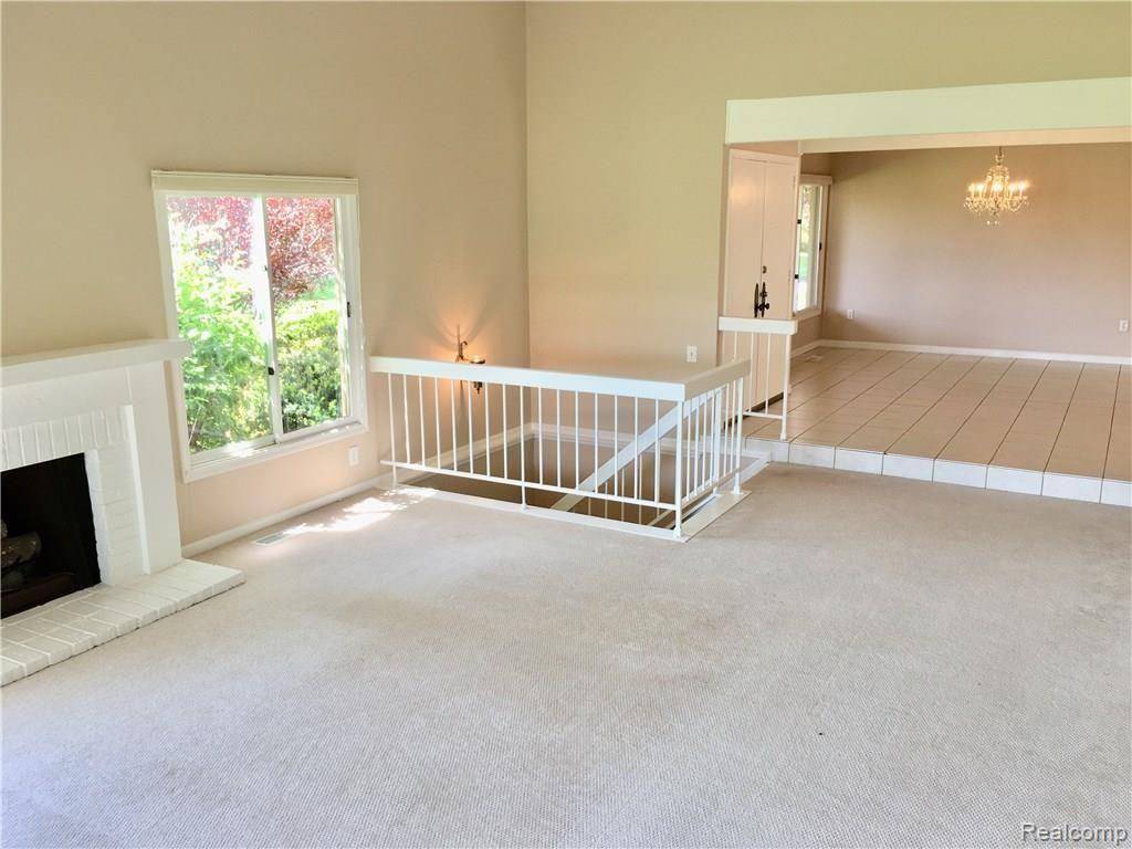 Bloomfield Twp, MI 48302,1829 GOLF RIDGE Drive