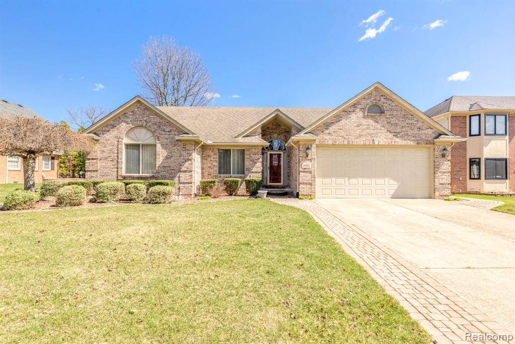 Sterling Heights, MI 48313,39352 CASIMIRA Avenue